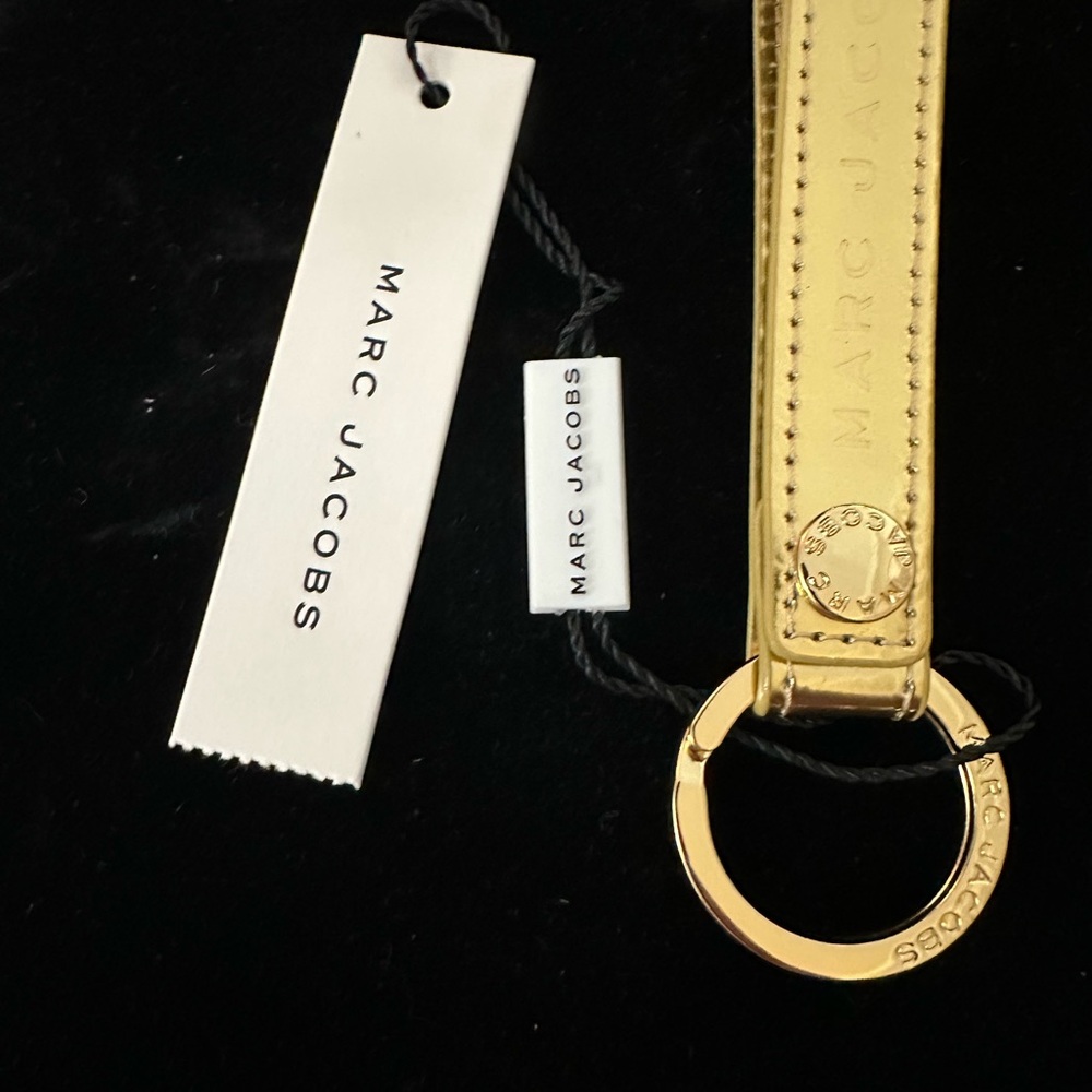 Marc Jacobs  Logo Keychain | Designer Strap Key Ring | Luxury Gift‎ NWT - Picture 9 of 11